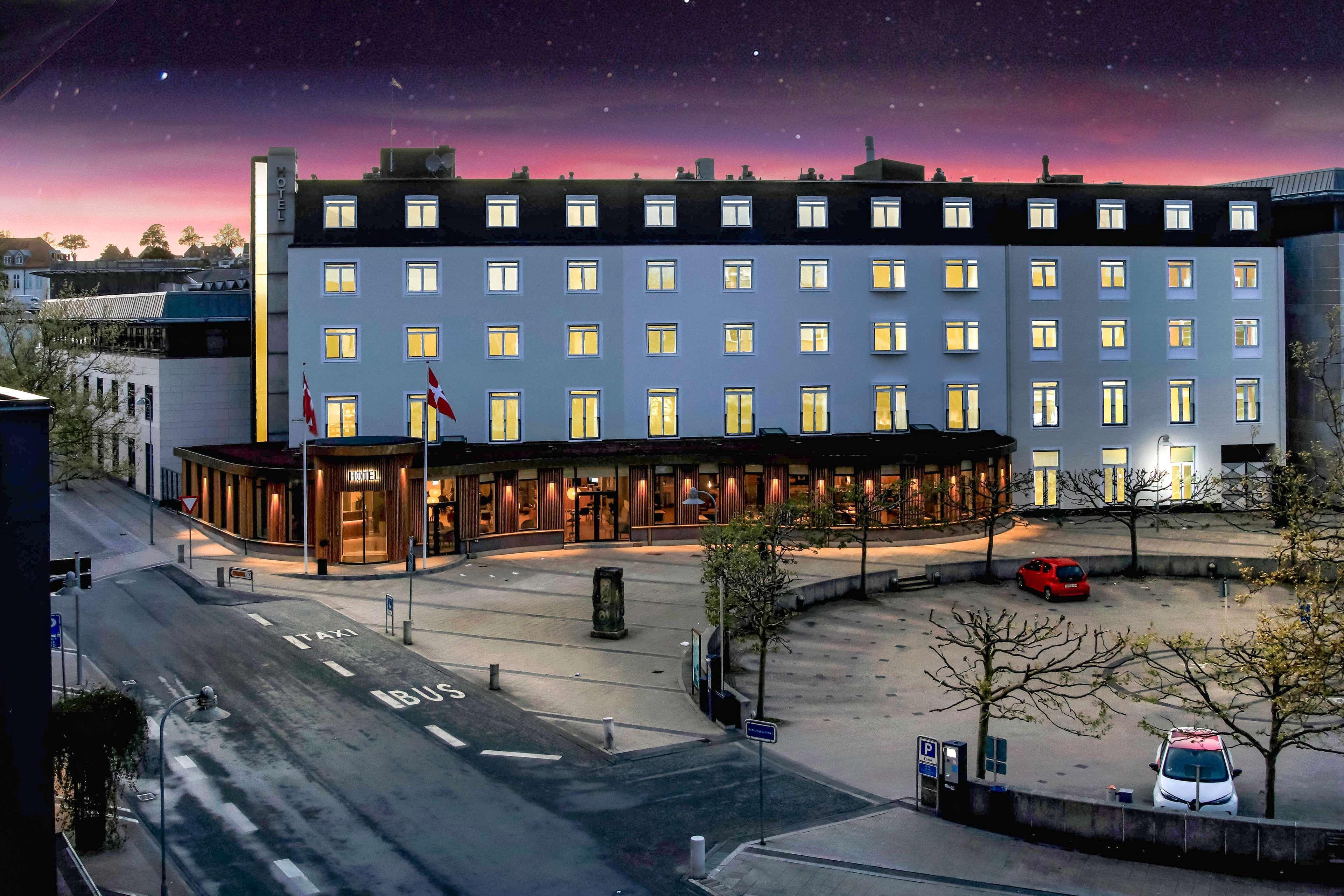 Hotel סבנדבורג מראה חיצוני תמונה